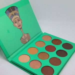 The Juvia's Place Nubian Eyeshadow palette